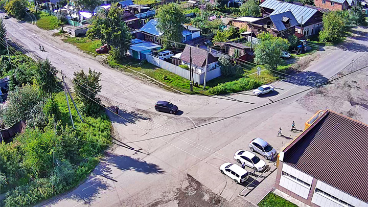 Дорожная веб-камера на перекрёстке Шадрина/Гастелло, Бийск (Бийск, Россия)